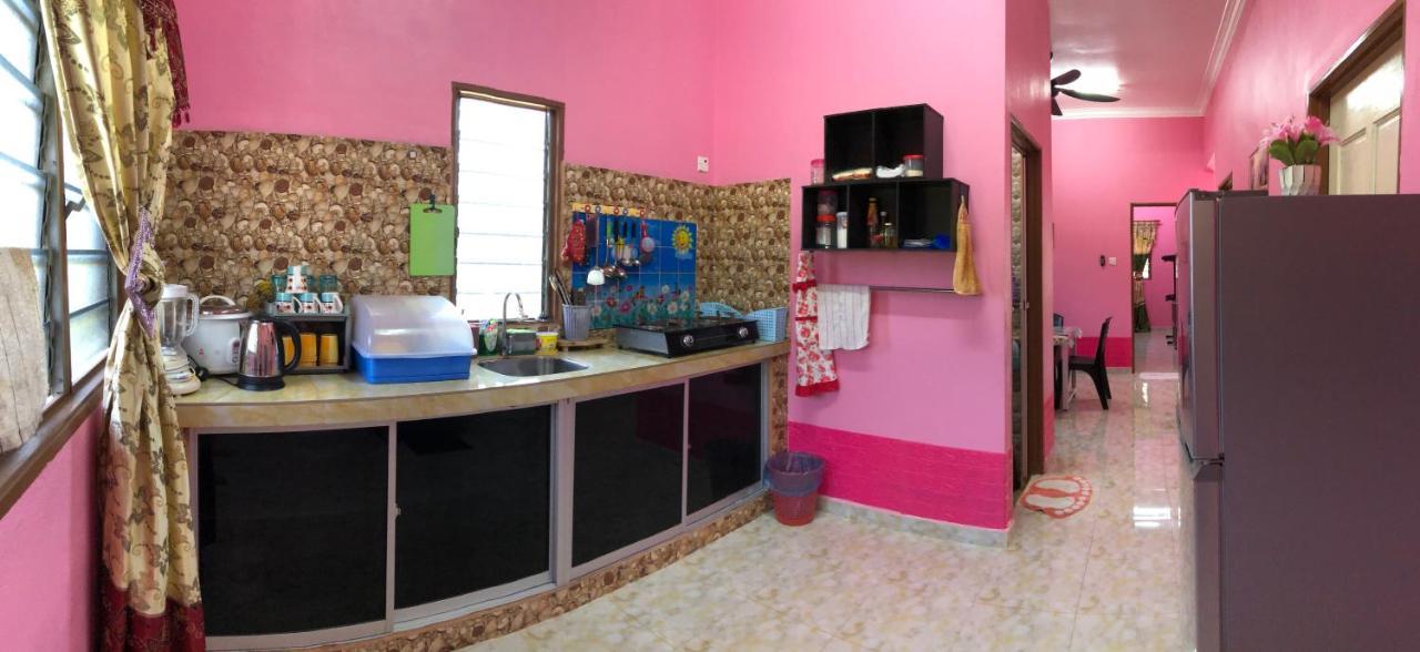 Homestay Tok Abah Dalam Rhu ปาเซร์ปูเตะห์ ภายนอก รูปภาพ