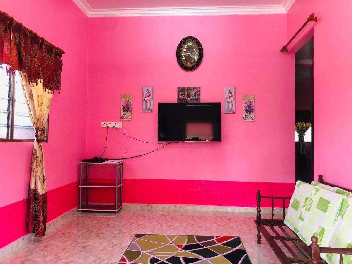 Homestay Tok Abah Dalam Rhu ปาเซร์ปูเตะห์ ภายนอก รูปภาพ