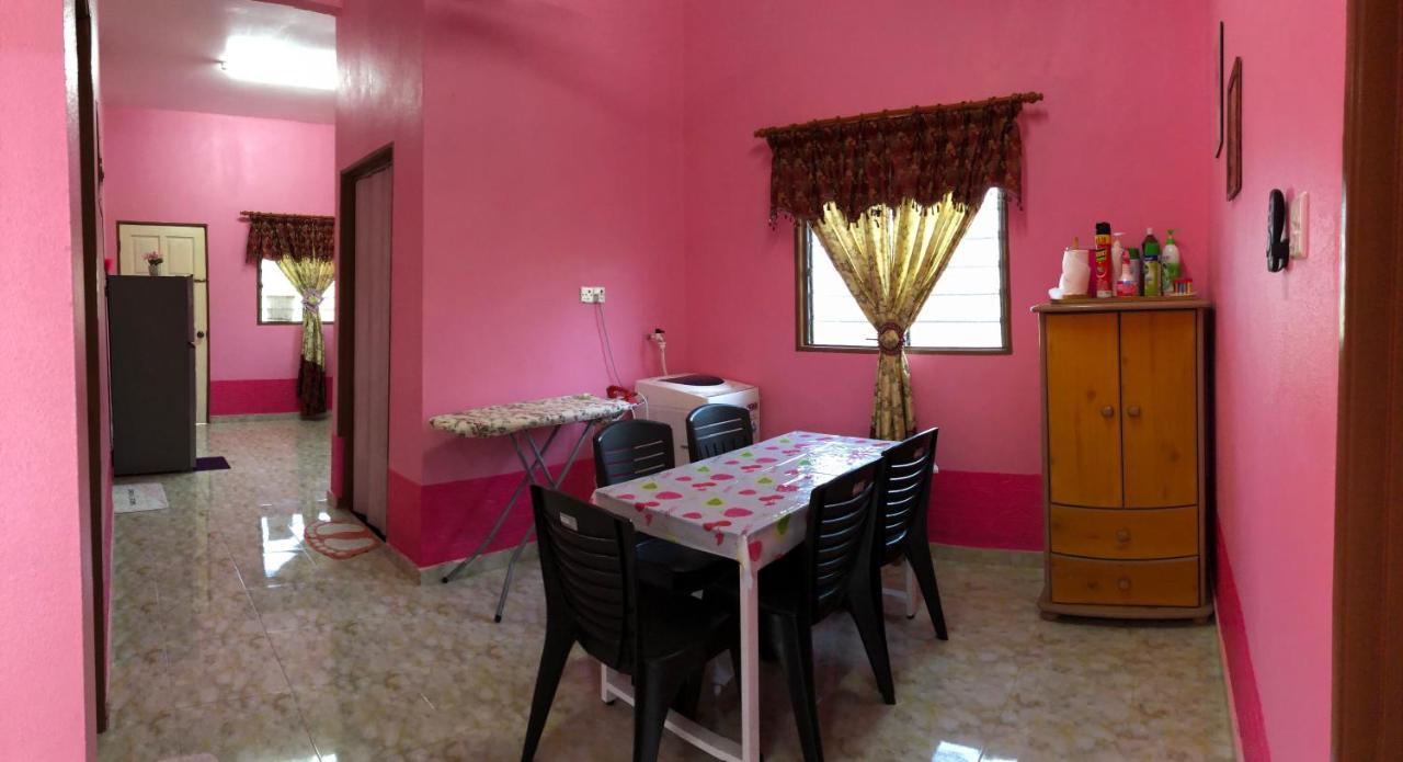 Homestay Tok Abah Dalam Rhu ปาเซร์ปูเตะห์ ภายนอก รูปภาพ