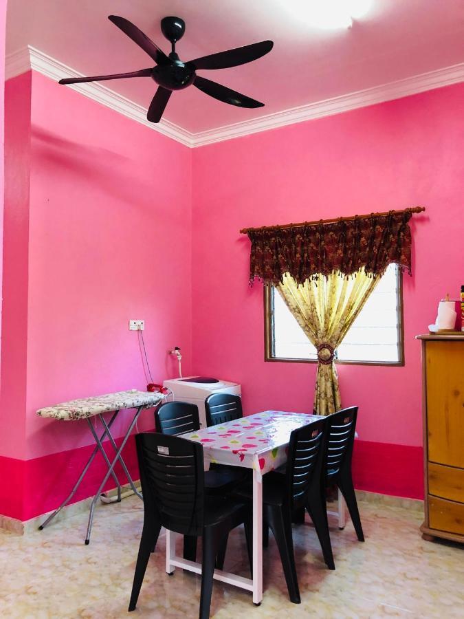 Homestay Tok Abah Dalam Rhu ปาเซร์ปูเตะห์ ภายนอก รูปภาพ